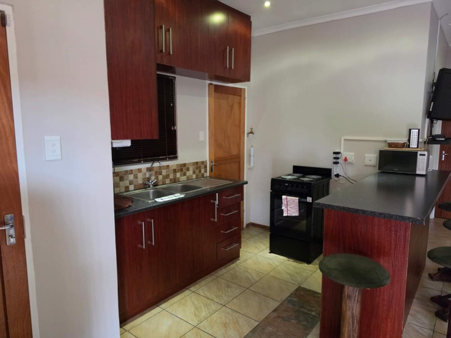 To Let 2 Bedroom Property for Rent in Rhodesdene Northern Cape